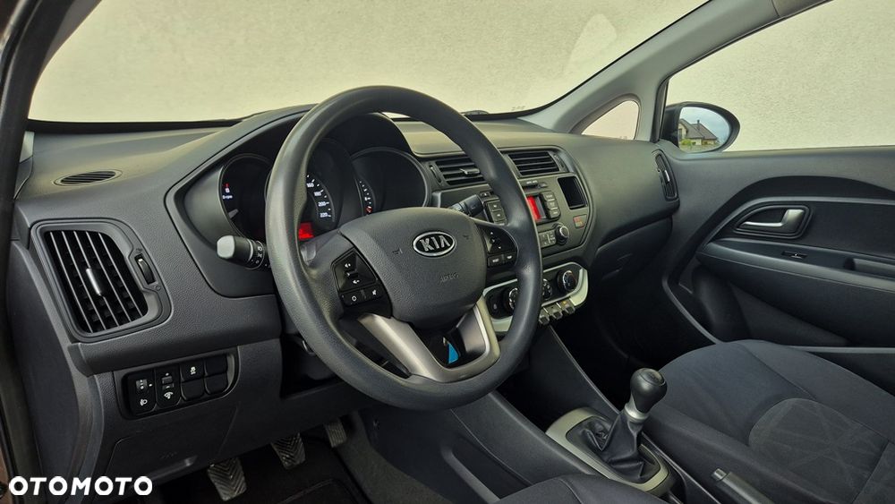 Kia Rio 1.2 L - 21