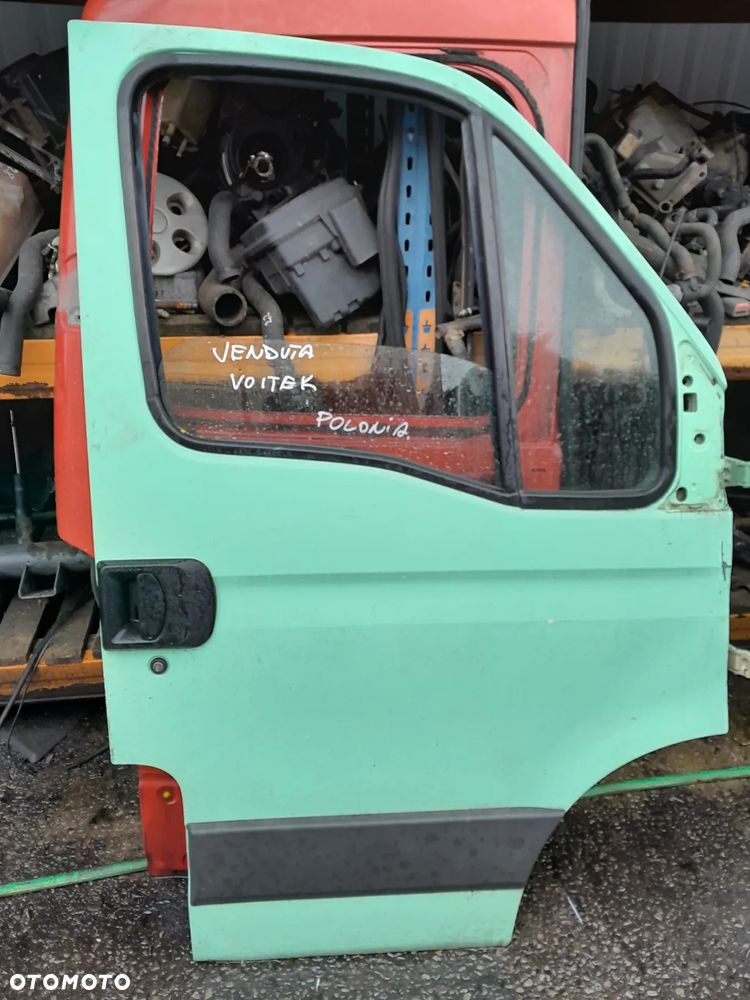 Drzwi prawe Iveco Daily gołe 04r.