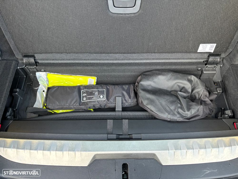 BMW 330 e Touring Line Sport Auto - 11