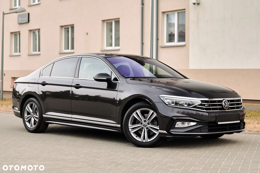 Volkswagen Passat - 9