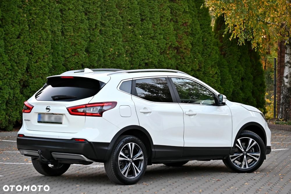 Nissan Qashqai 1.3 DIG-T N-Connecta DCT - 22