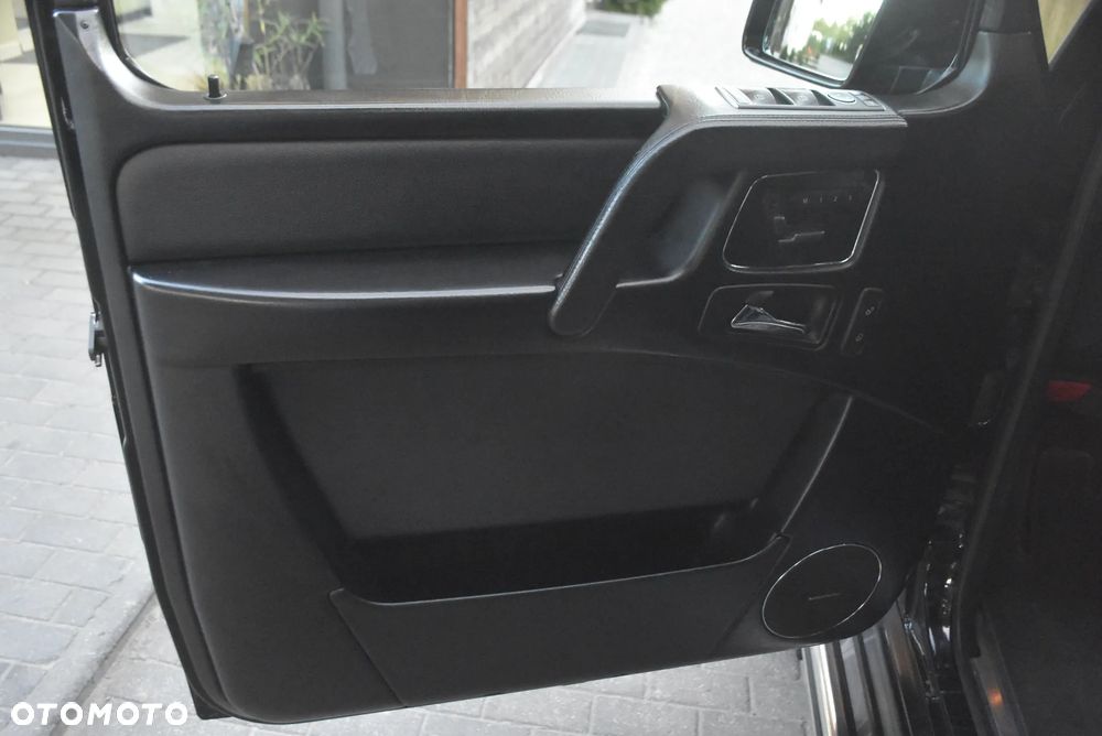 Mercedes-Benz Klasa G 350 d - 17