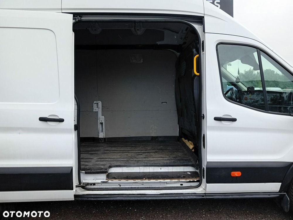 Ford Transit - 10