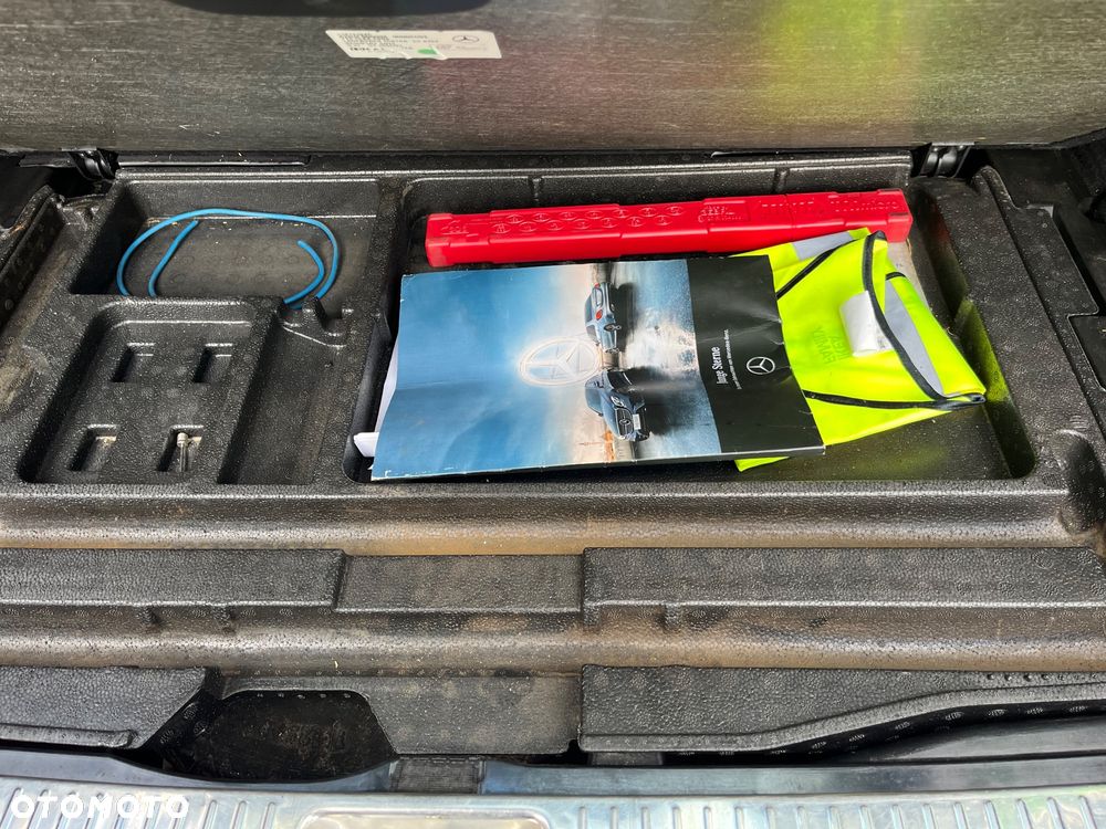 Mercedes-Benz Klasa C 200 CDI Classic - 18