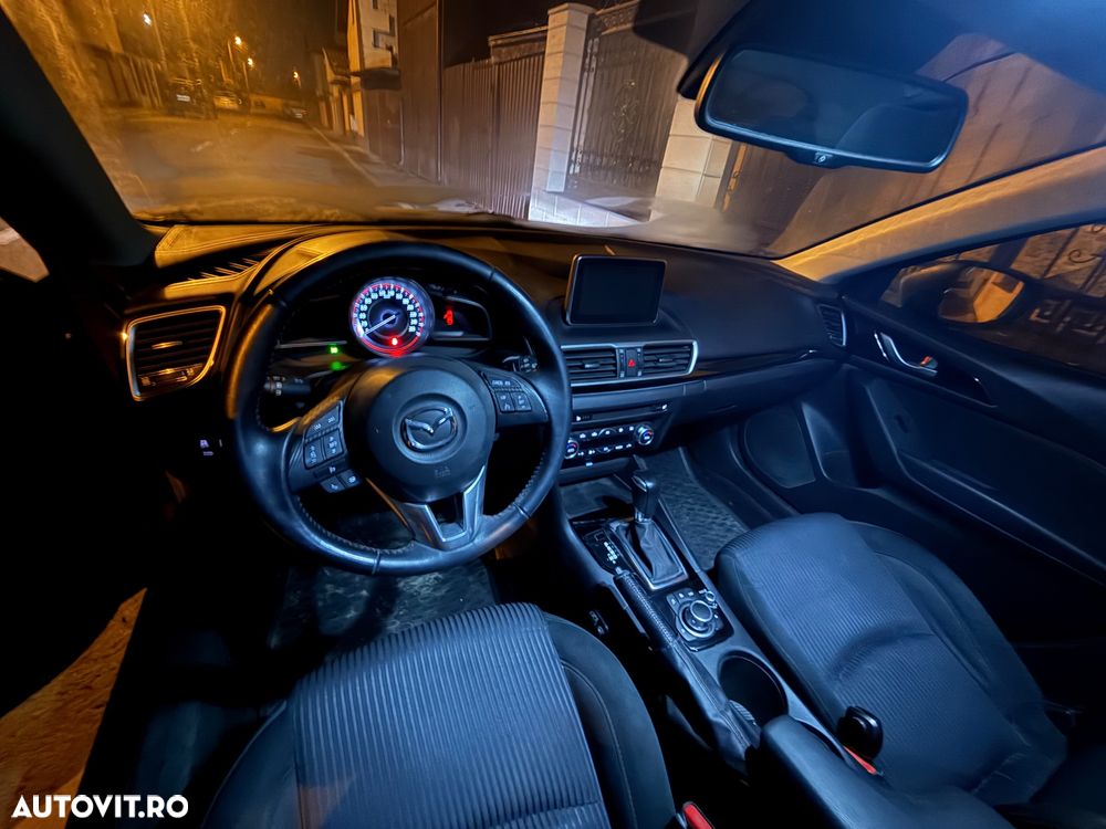 Mazda 3 G120 AT Attraction - 3