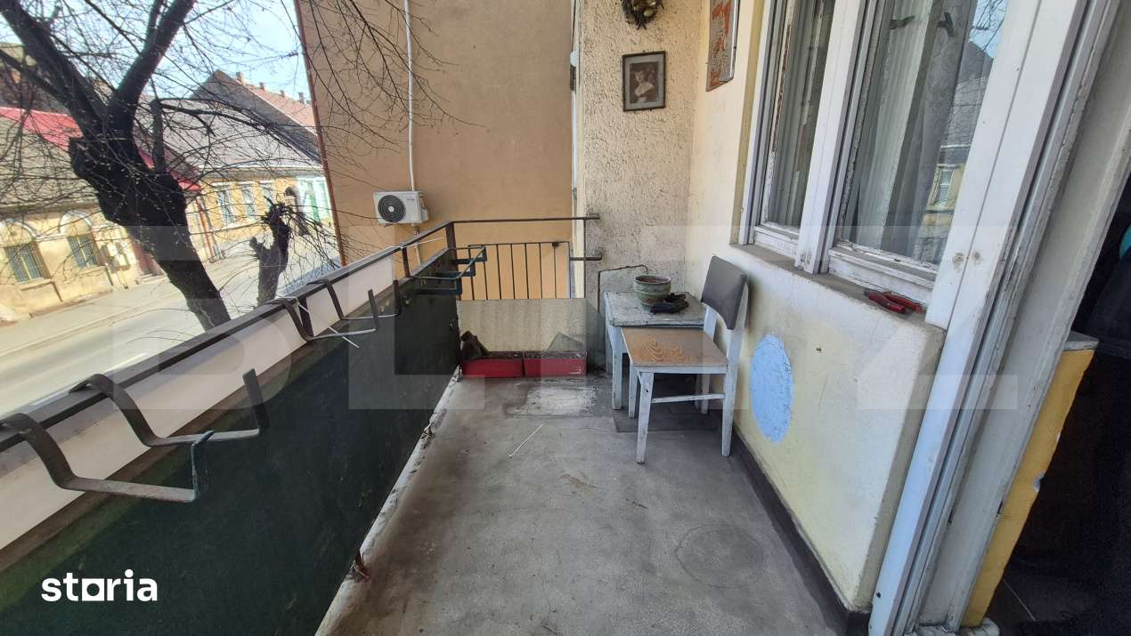 Apartament cu 2 camere de vanzare, 67.05 mp, zona Centrala — fotografia 1