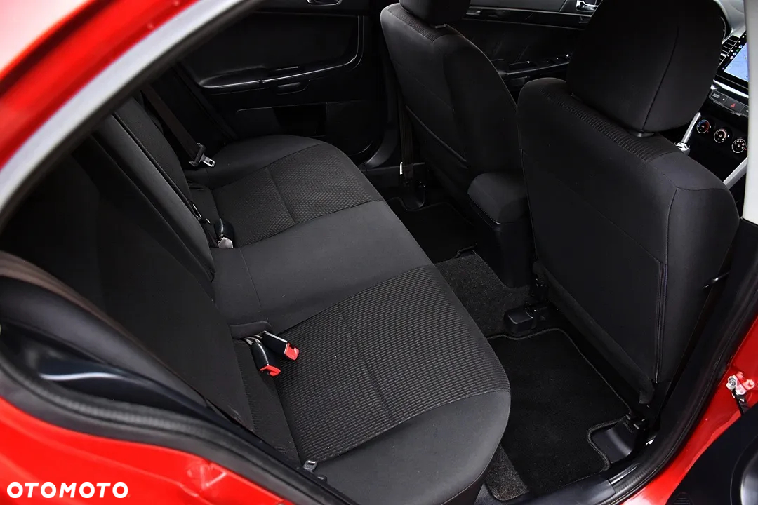Mitsubishi Lancer 1.6 ClearTec XTRA - 32