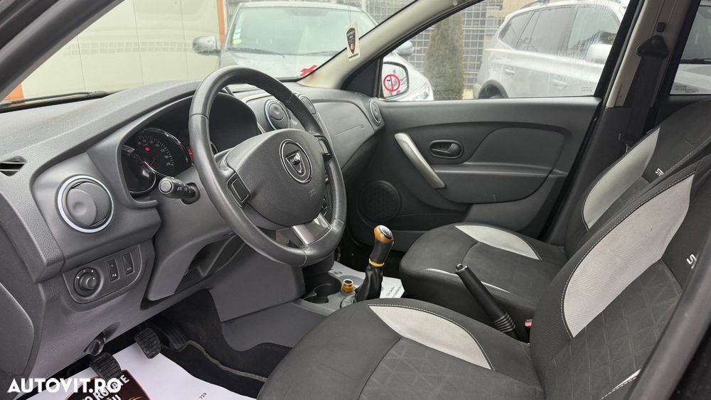 Dacia Sandero Stepway - 12