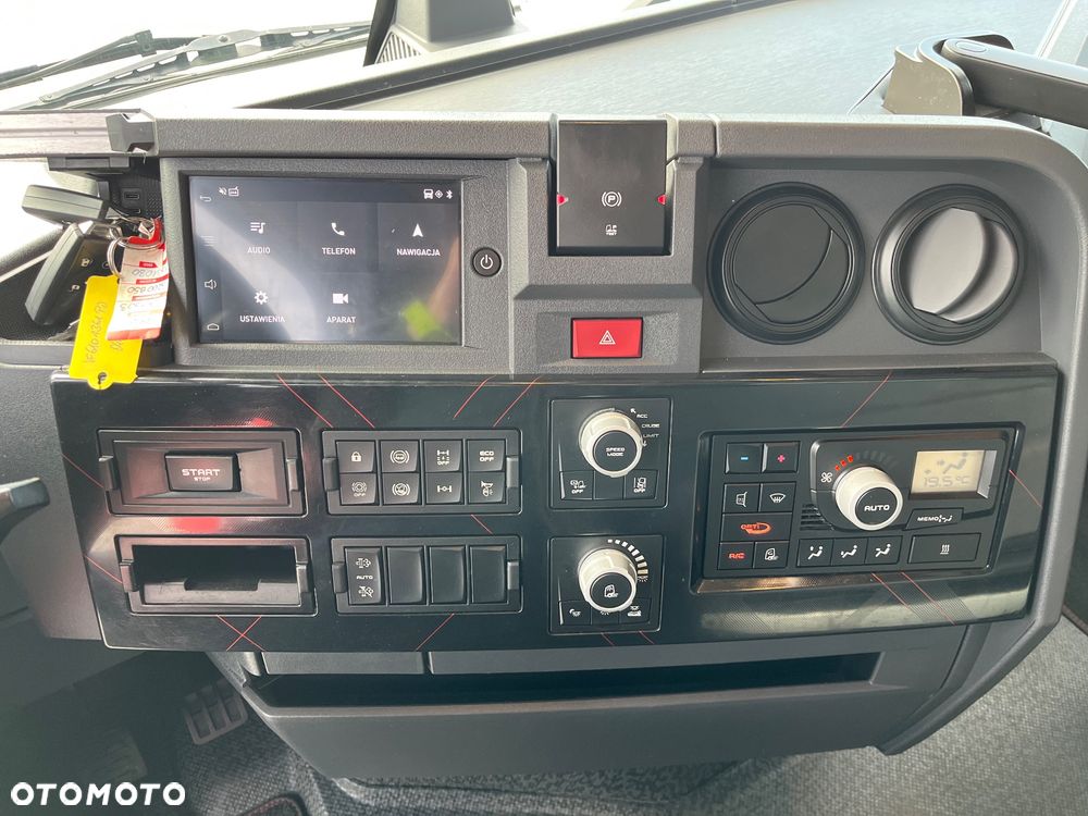 Renault THIGH520 T520 High Sleeper - 13