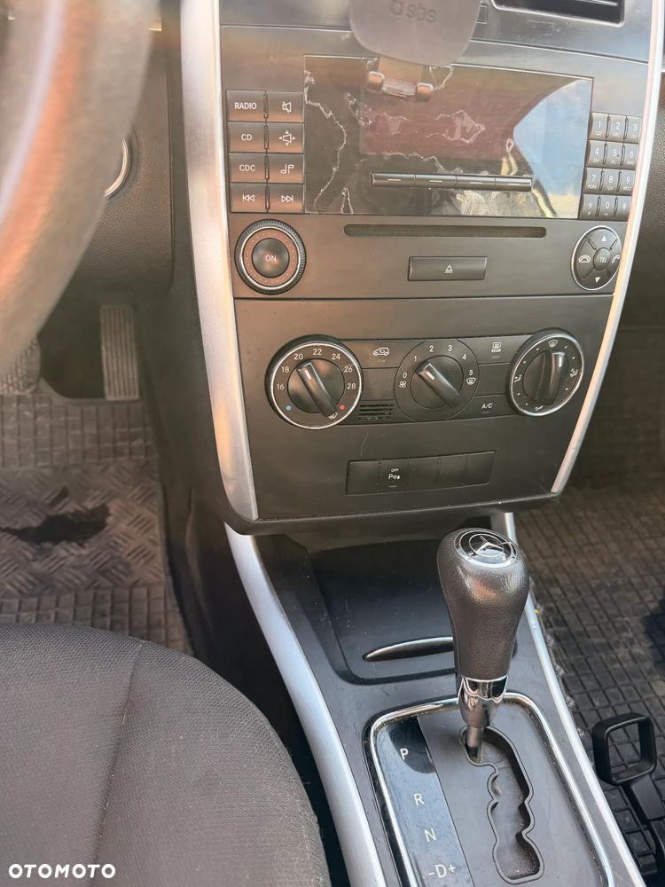 Mercedes-Benz Klasa B 180 CDI Autotronic - 8