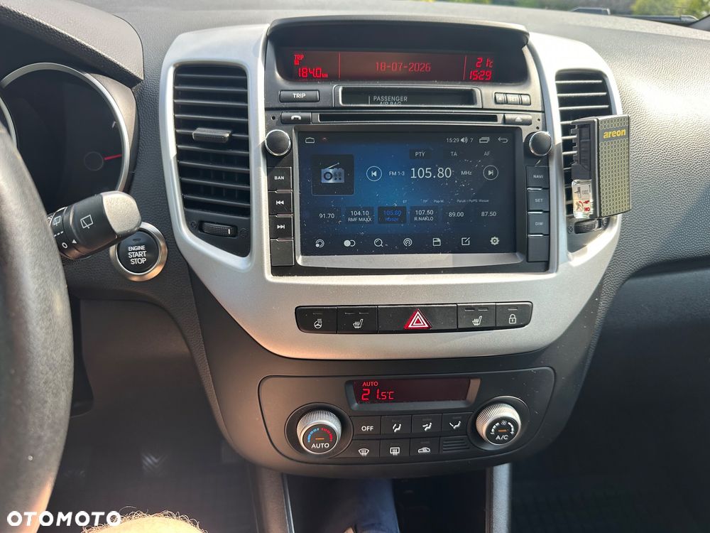 Kia Venga - 12