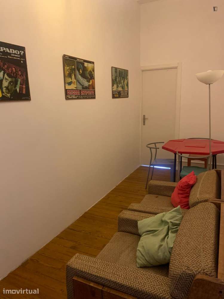 Quarto - localizado em São Bento Lisbon - Grande imagem: 4/33