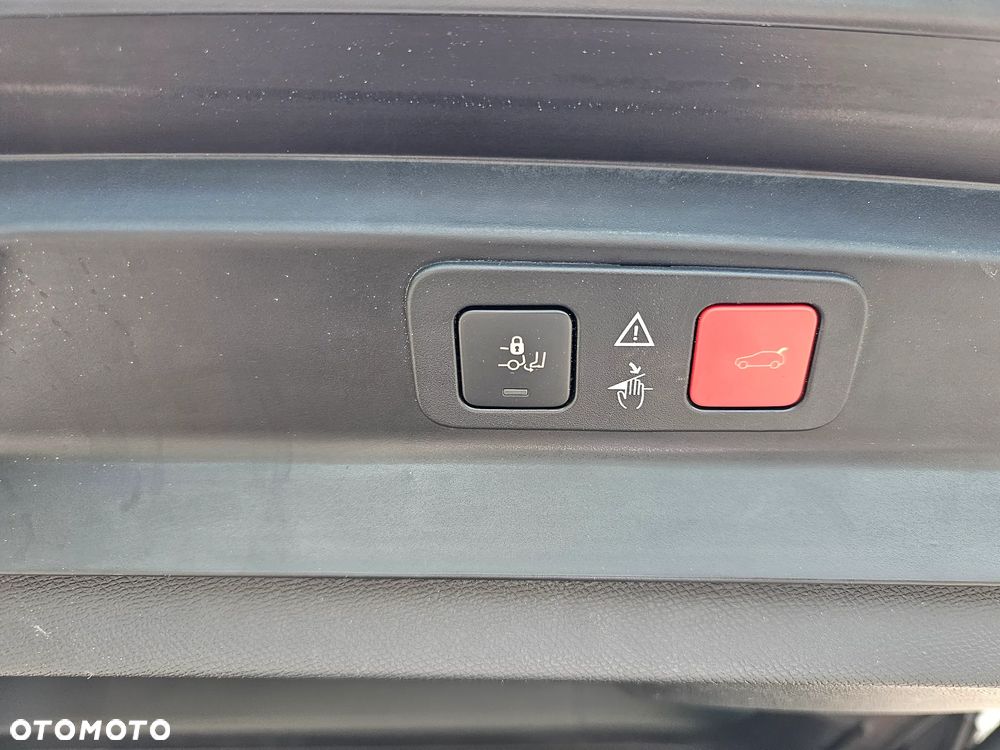 Peugeot 5008 2.0 BlueHDI GT S&S EAT8 - 29