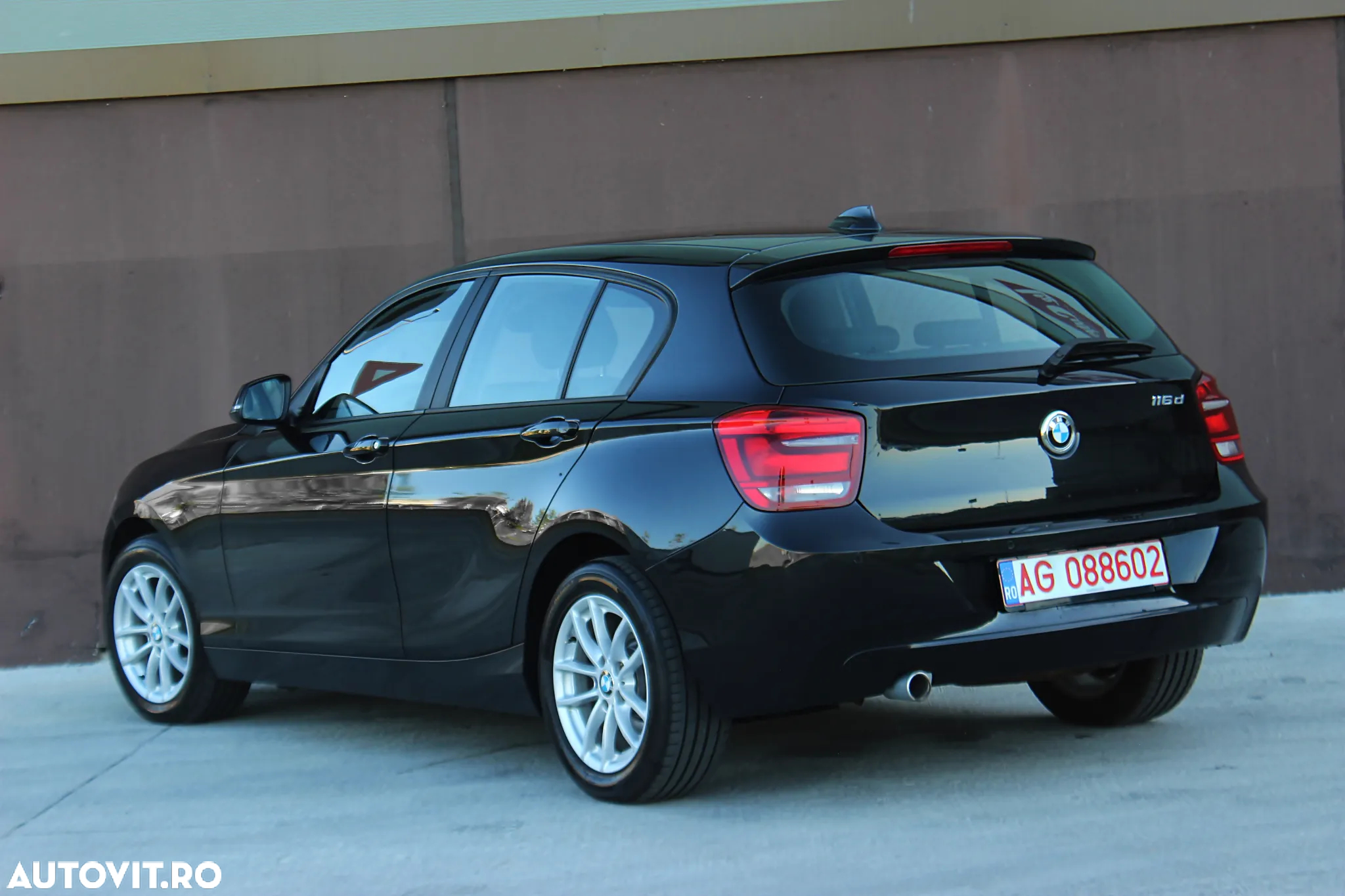 BMW Seria 1 116d Aut. Sport Line - 4