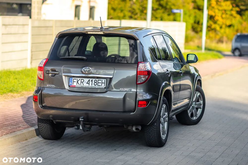 Toyota RAV4 2.2 D-CAT 4x4 Executive - 8