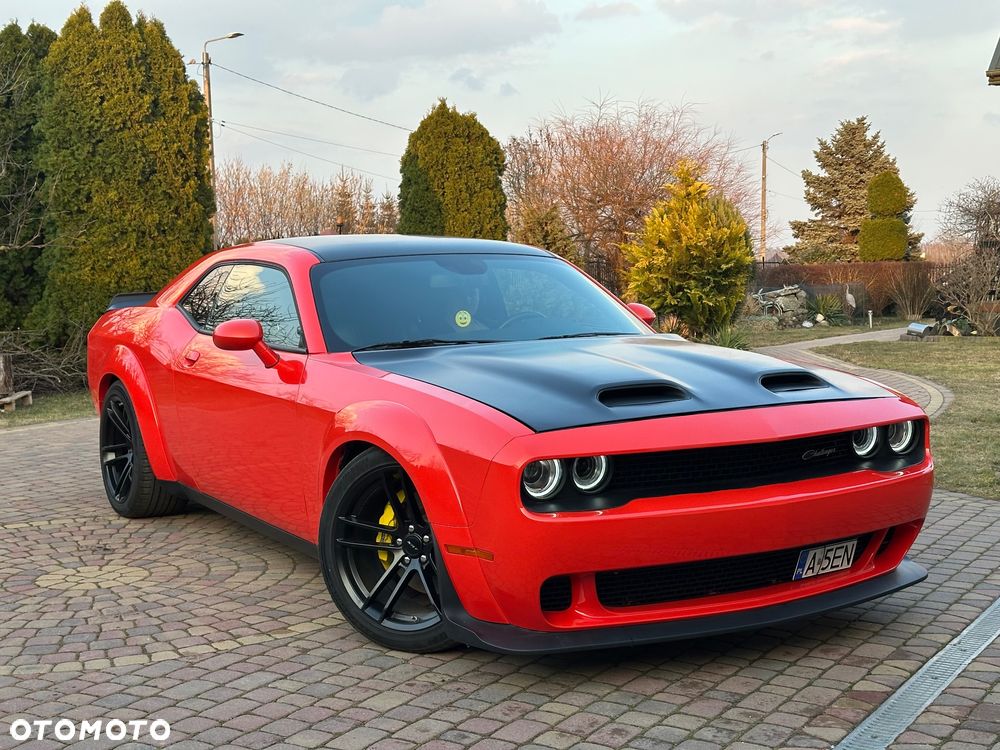 Dodge Challenger 6.4 Scat Pack - 2