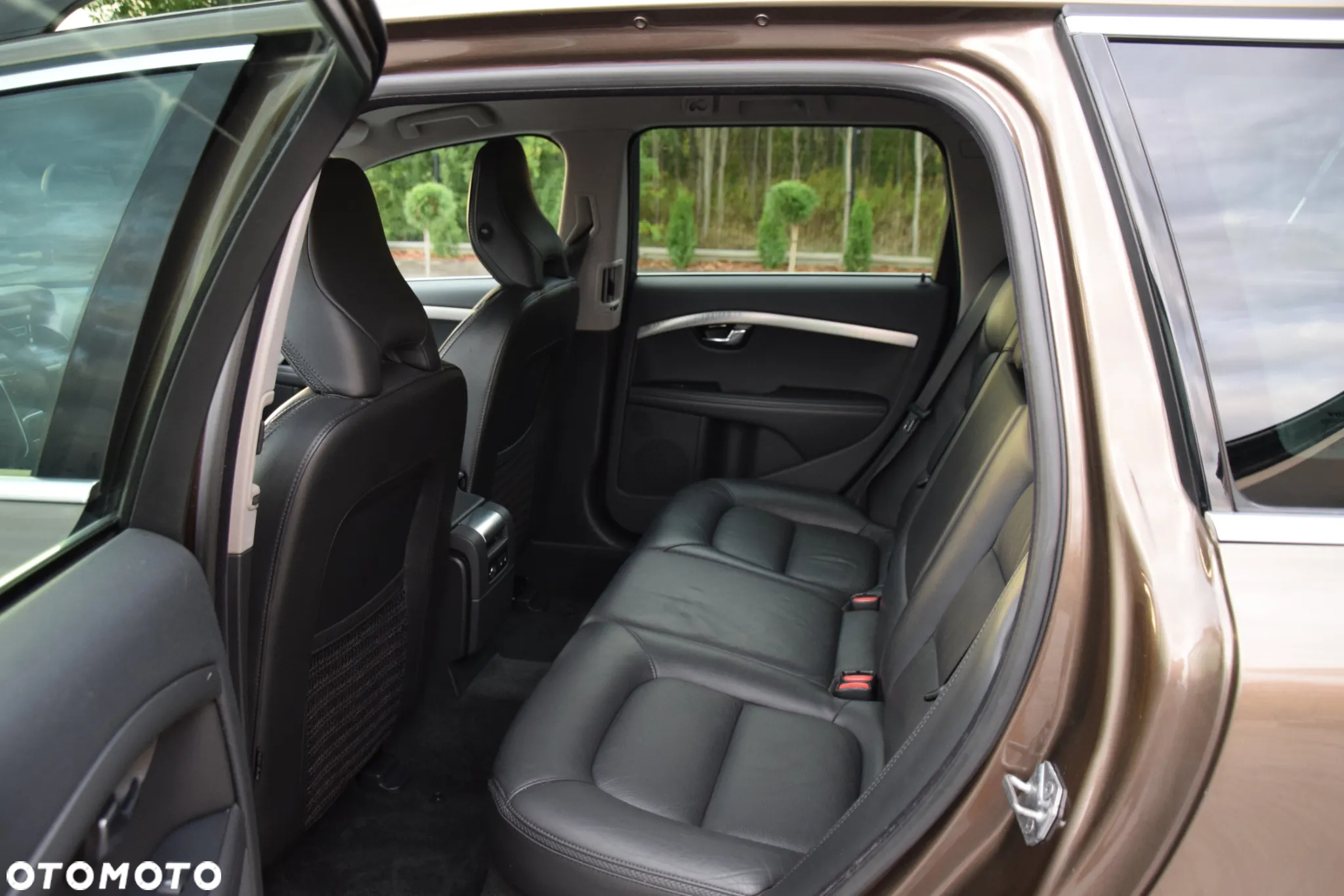 Volvo XC 70 2.4D AWD Momentum - 19
