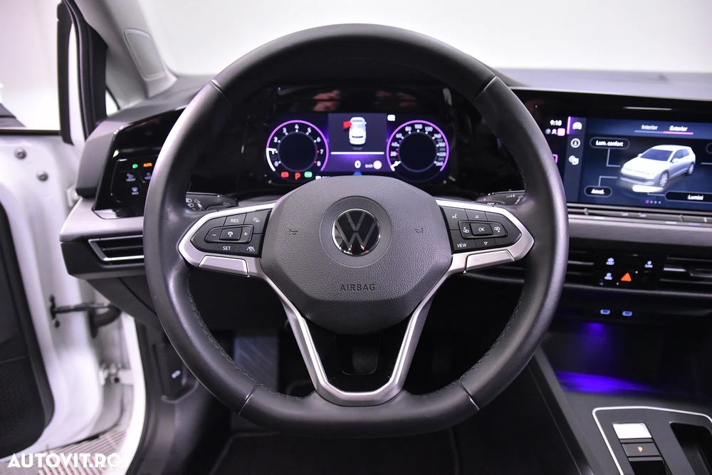 Volkswagen Golf - 16
