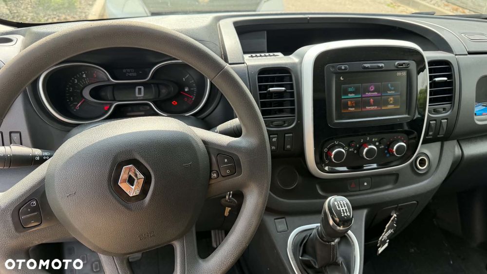 Renault trafic - 10