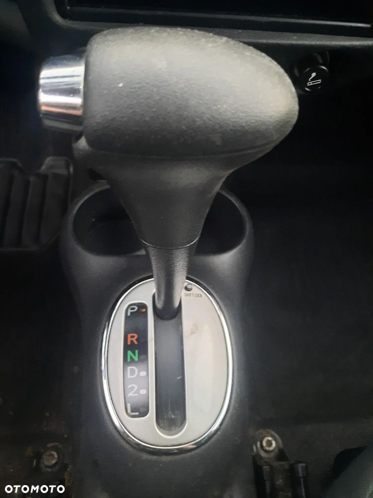Toyota Yaris 1.3 Luna - 18