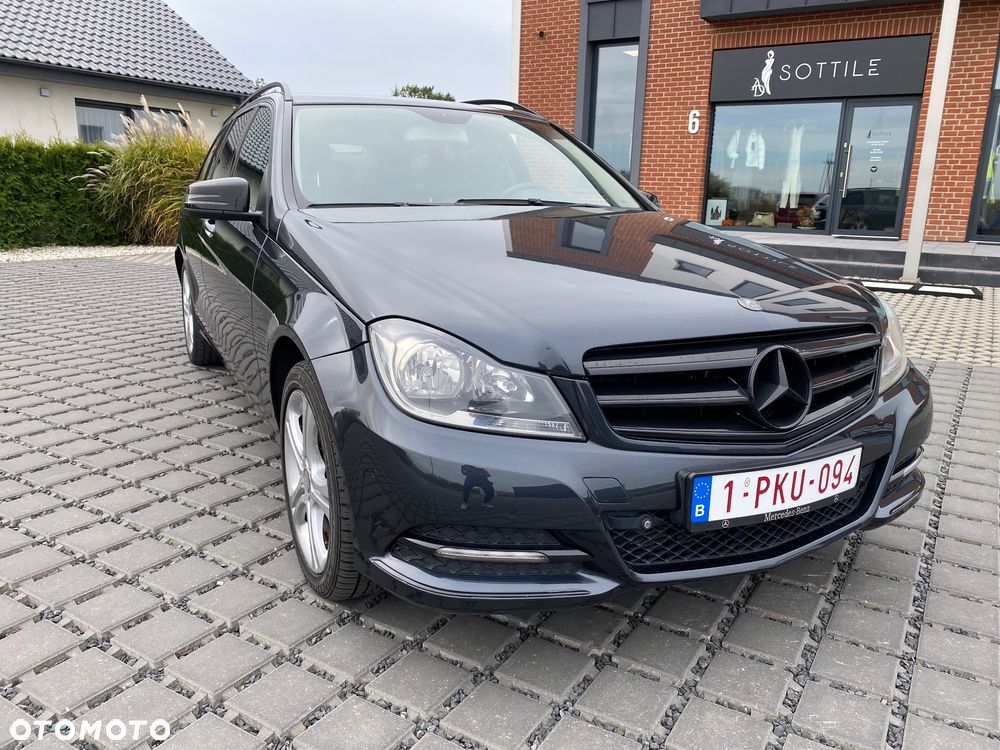 Mercedes-Benz Klasa C 180 T CDI Avantgarde Edition - 4