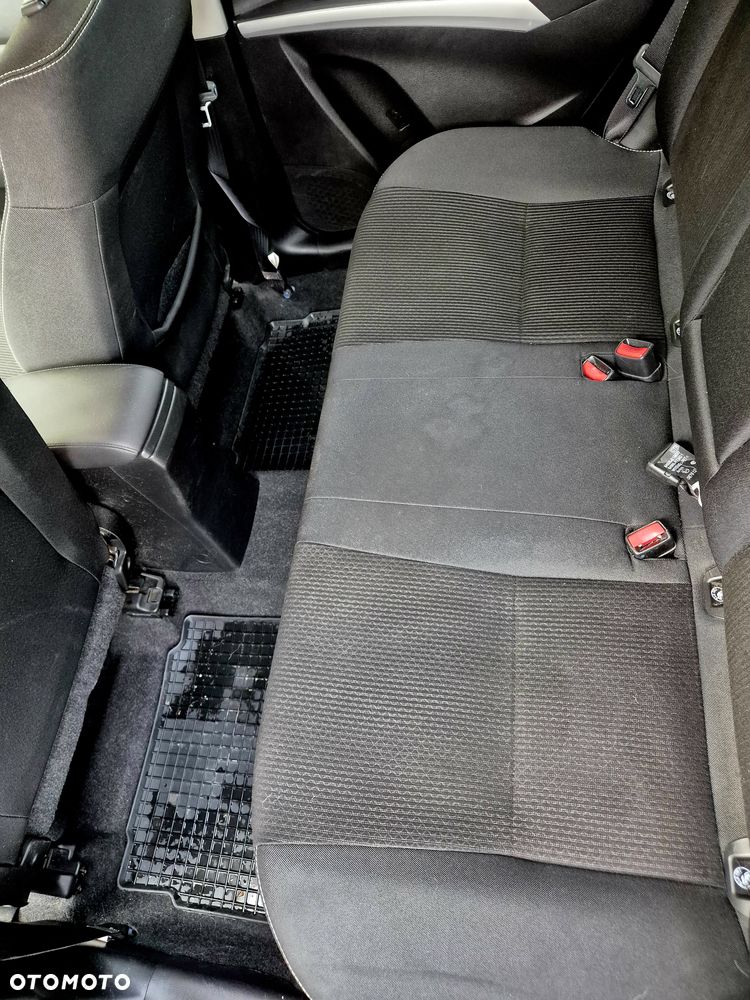 Suzuki SX4 S-Cross - 12