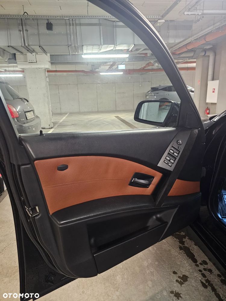 BMW Seria 5 - 12