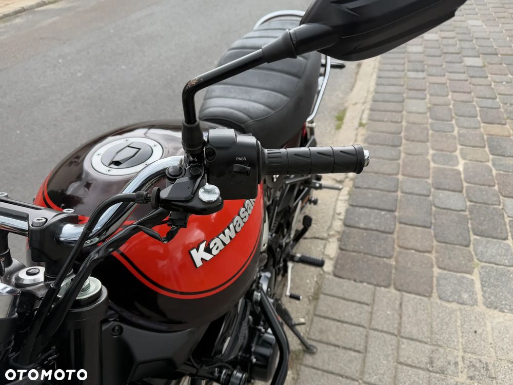 Kawasaki Z 900 RS - 17