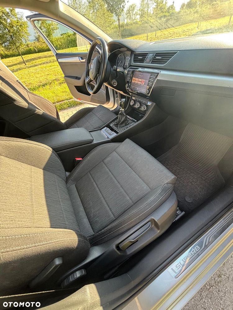 Skoda Superb 1.6 TDI Ambition - 26