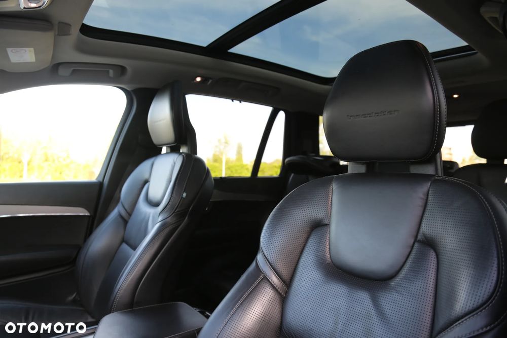Volvo XC 90 D5 AWD Inscription 7os - 16