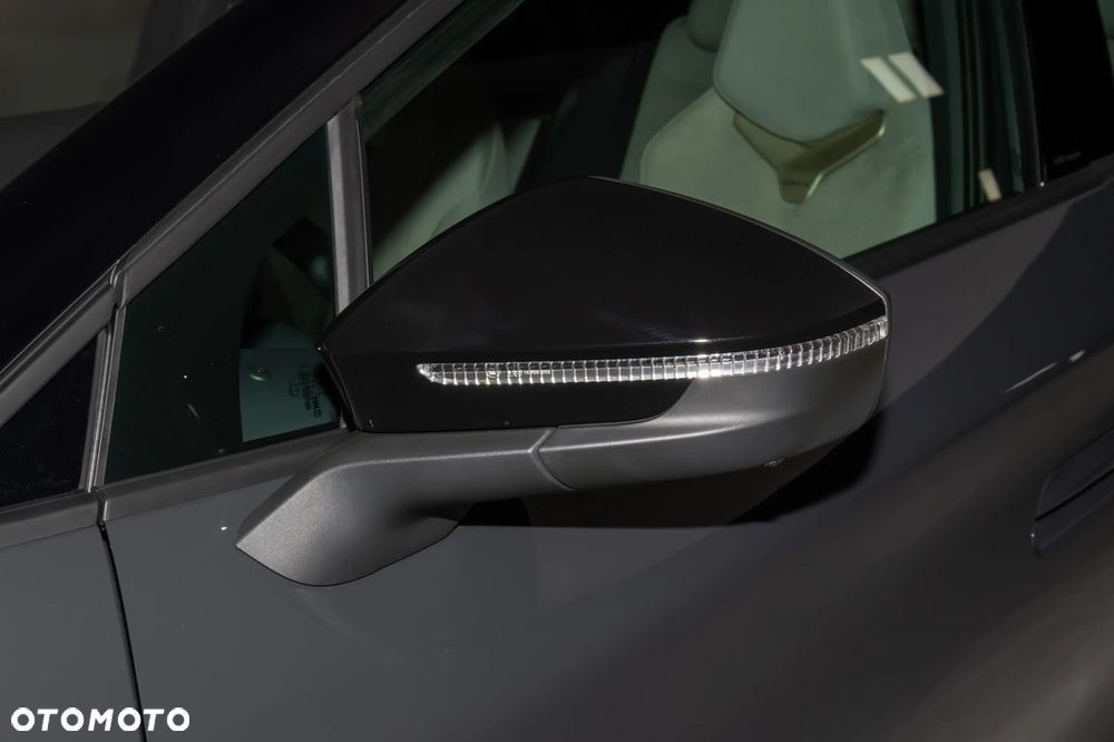 Volkswagen ID. Unyx 06 - 18