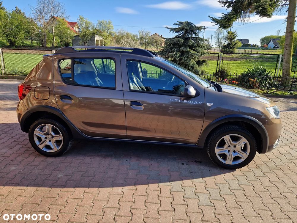 Dacia Sandero Stepway 1.0 TCe Laureate S&S - 38