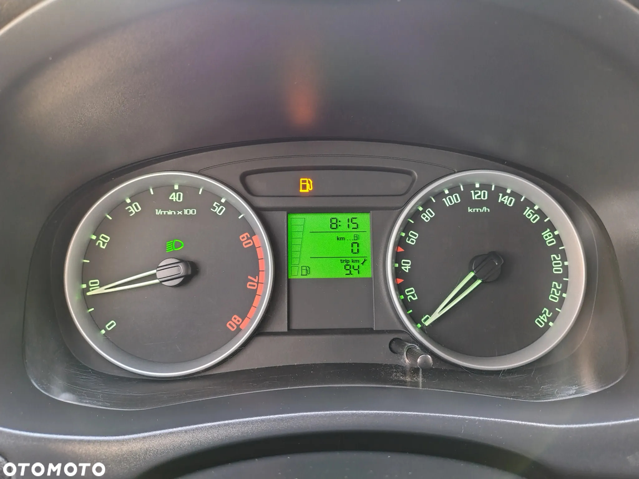 Skoda Fabia 1.4 16V Ambiente - 12