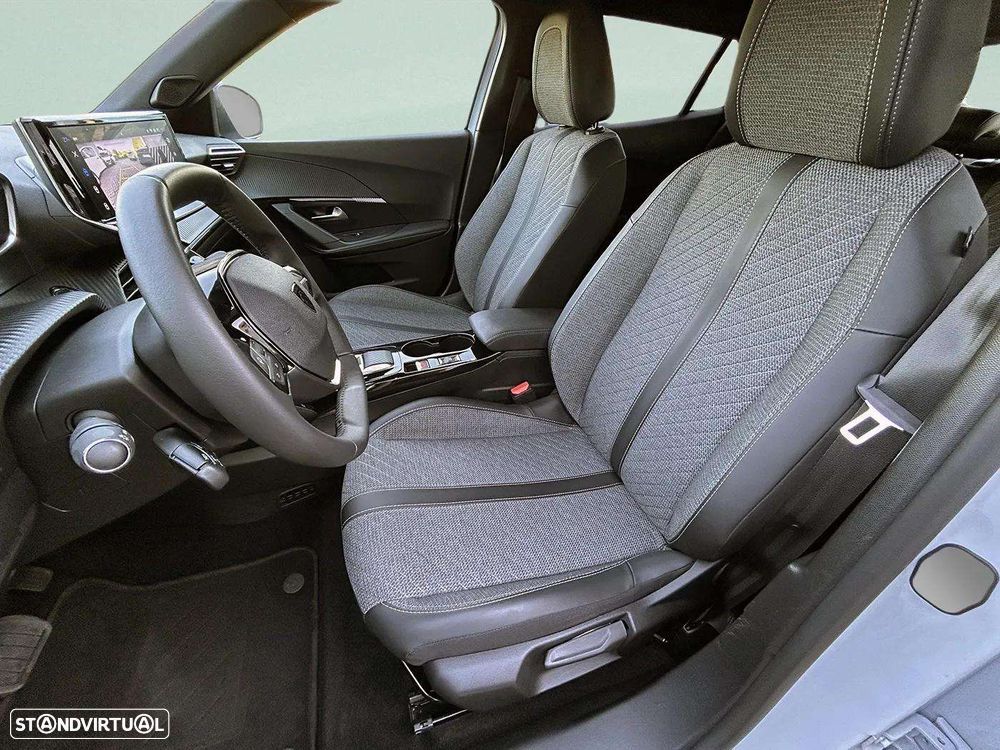 Peugeot e-2008 50 kWh Allure Pack - 16