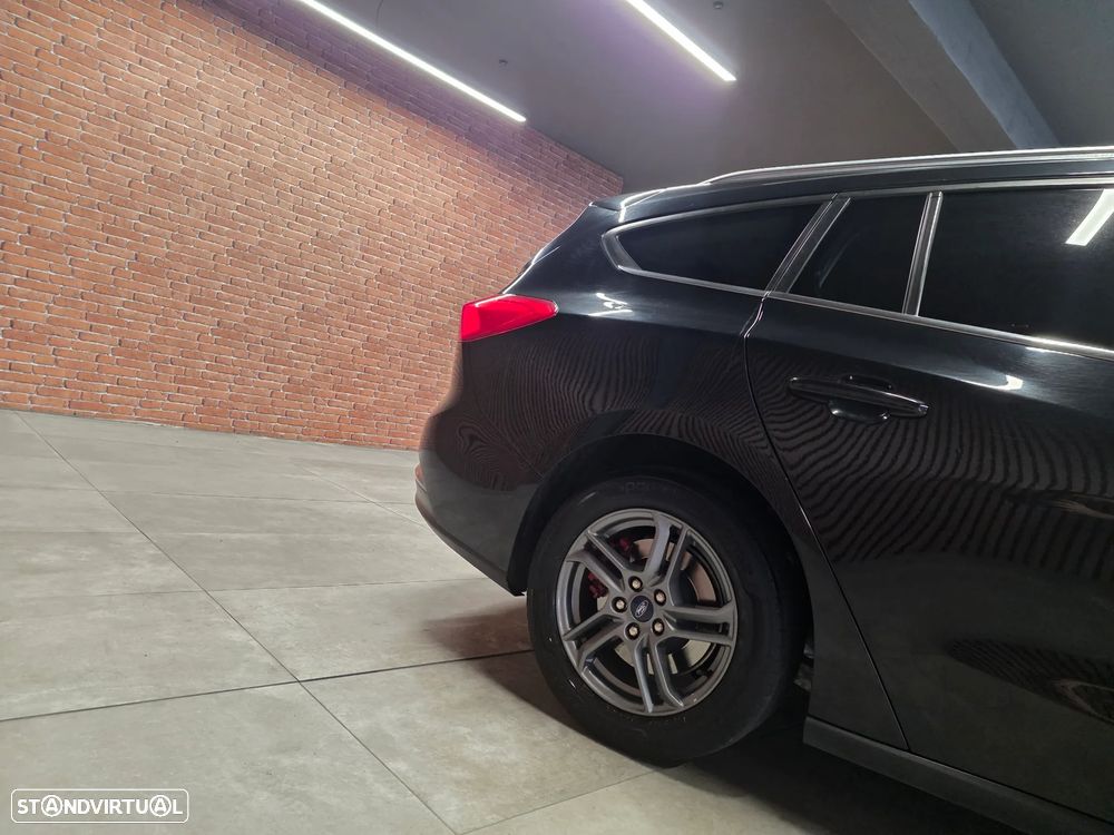 Ford Focus SW 1.0 EcoBoost S&S ACTIVE - 13