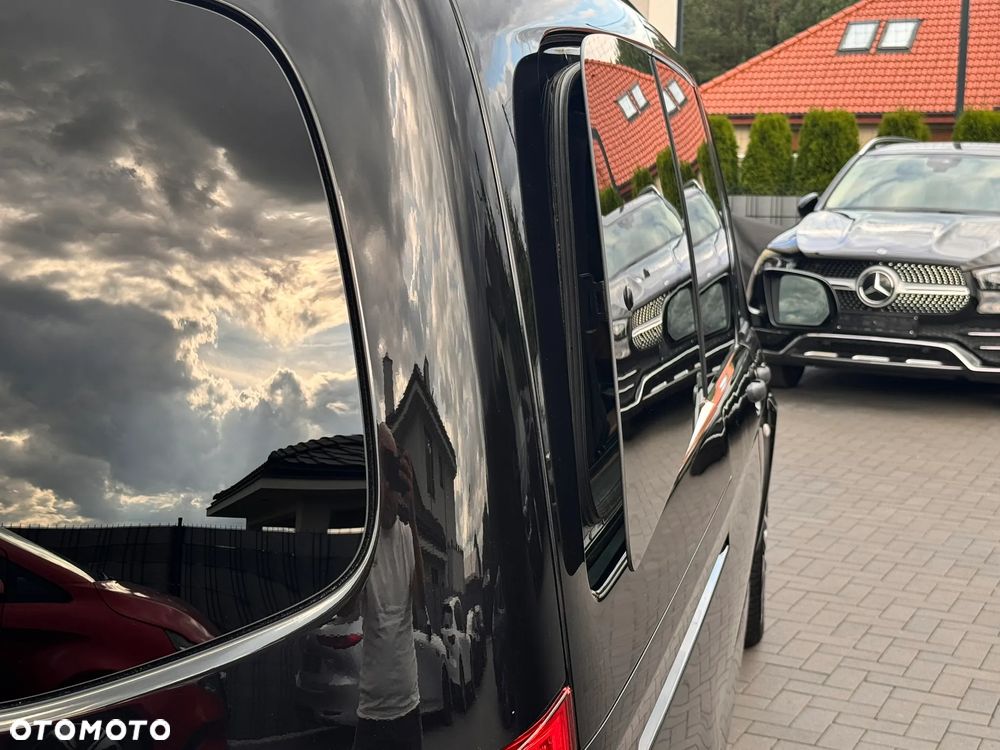Mercedes-Benz Vito - 32