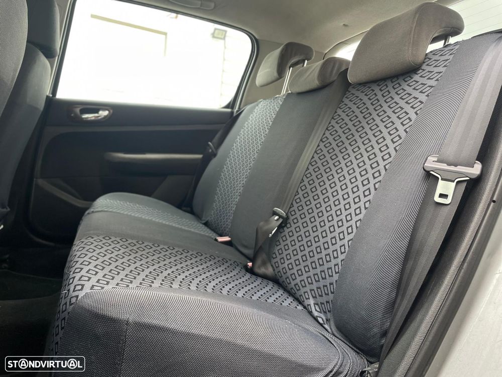 Peugeot 307 1.4 HDi Premium - 13