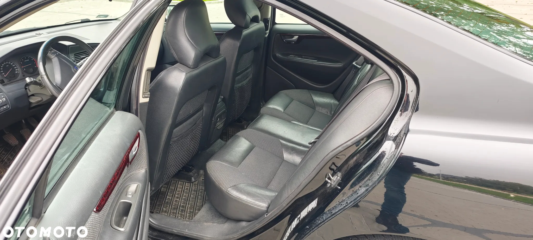 Volvo S60 2.4 - 24