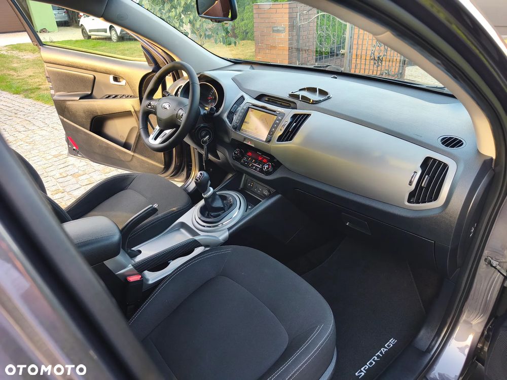 Kia Sportage 1.6 GDI 2WD Dream-Team Edition - 35
