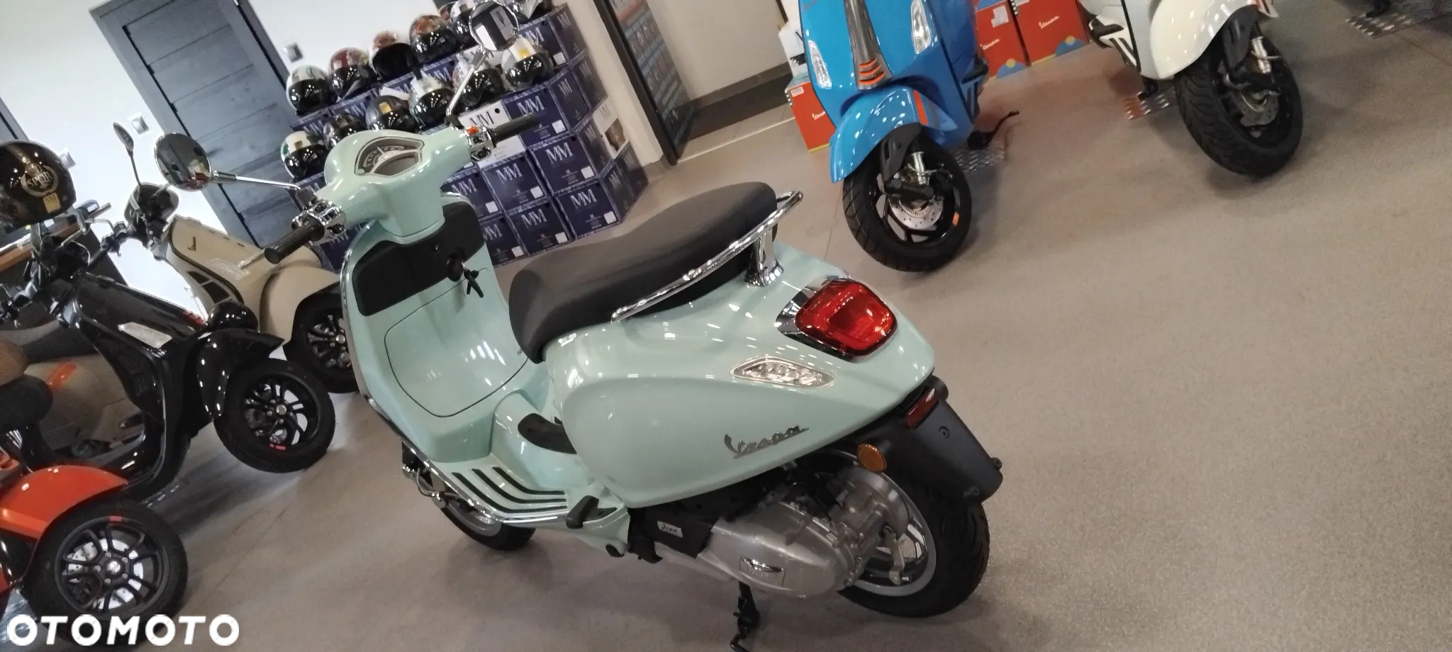 Vespa Primavera - 3
