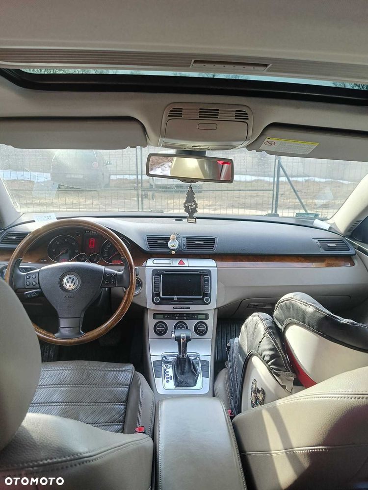 Volkswagen Passat - 5