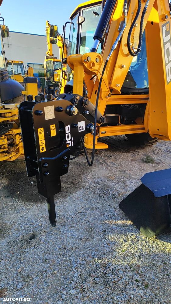 JCB HM335 - 3