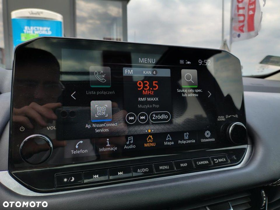 Nissan Qashqai 1.3 DIG-T N-Connecta DCT - 33