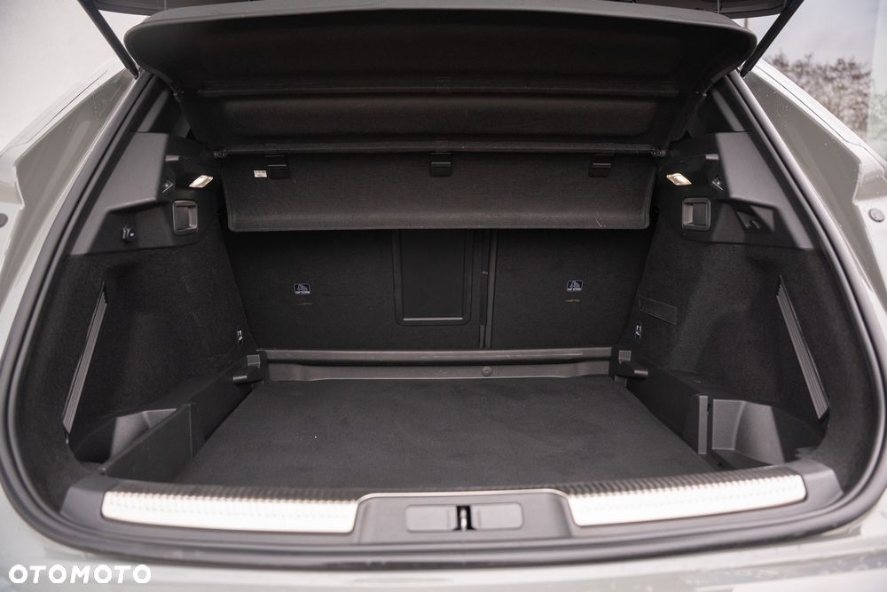 DS Automobiles DS 7 Crossback 1.6 E-Tense Performance Line + - 40