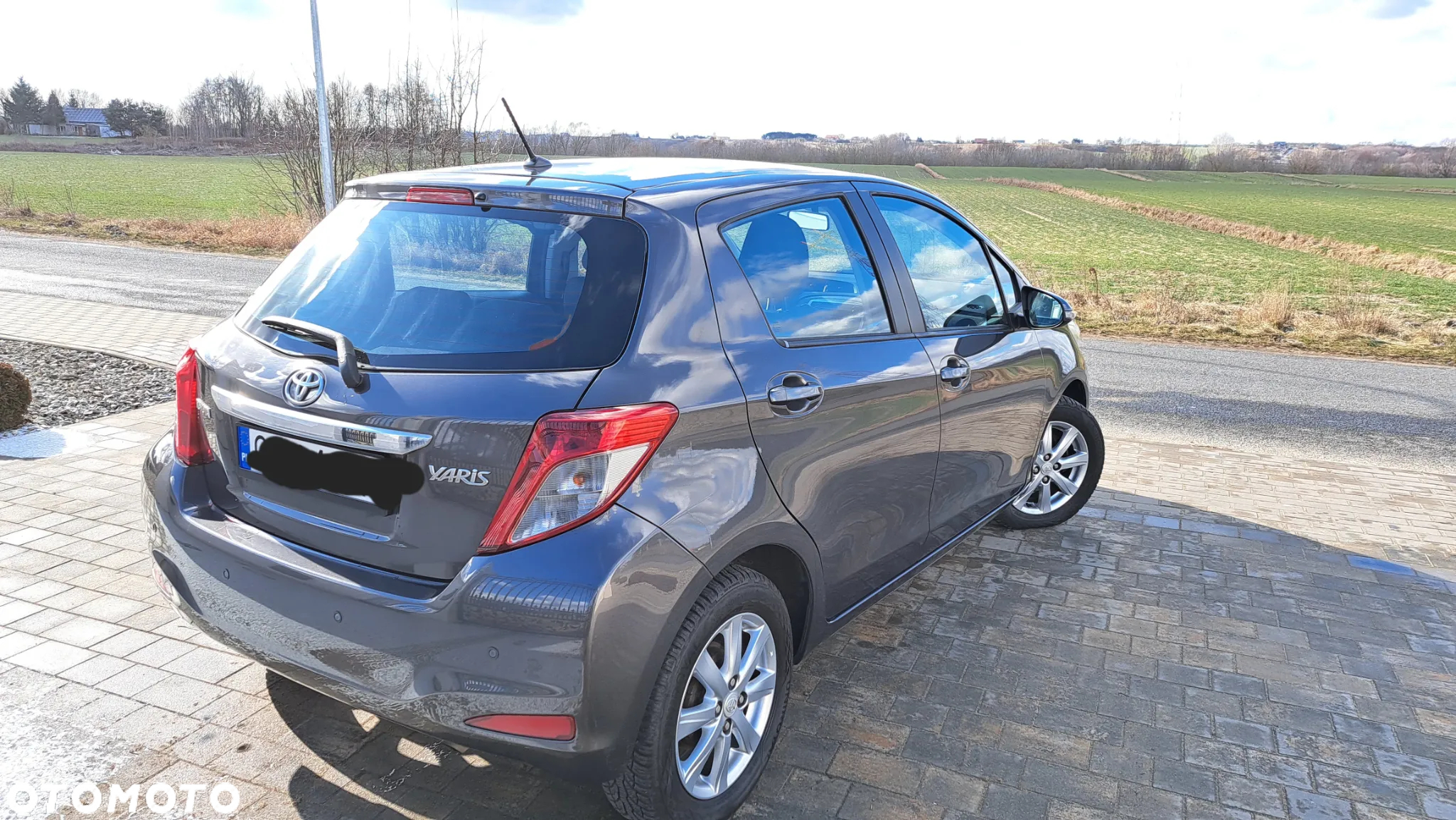 Toyota Yaris 1.33 Active - 5