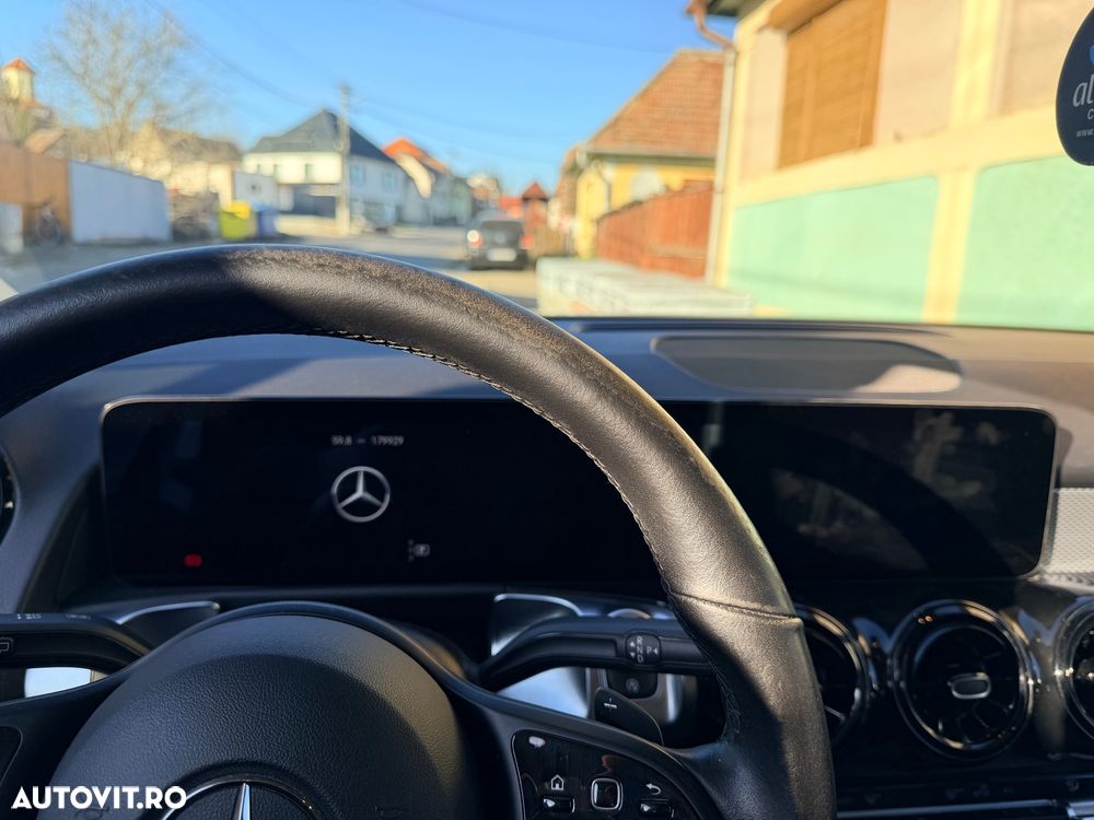 Mercedes-Benz GLB 180 d 8G-DCT - 8