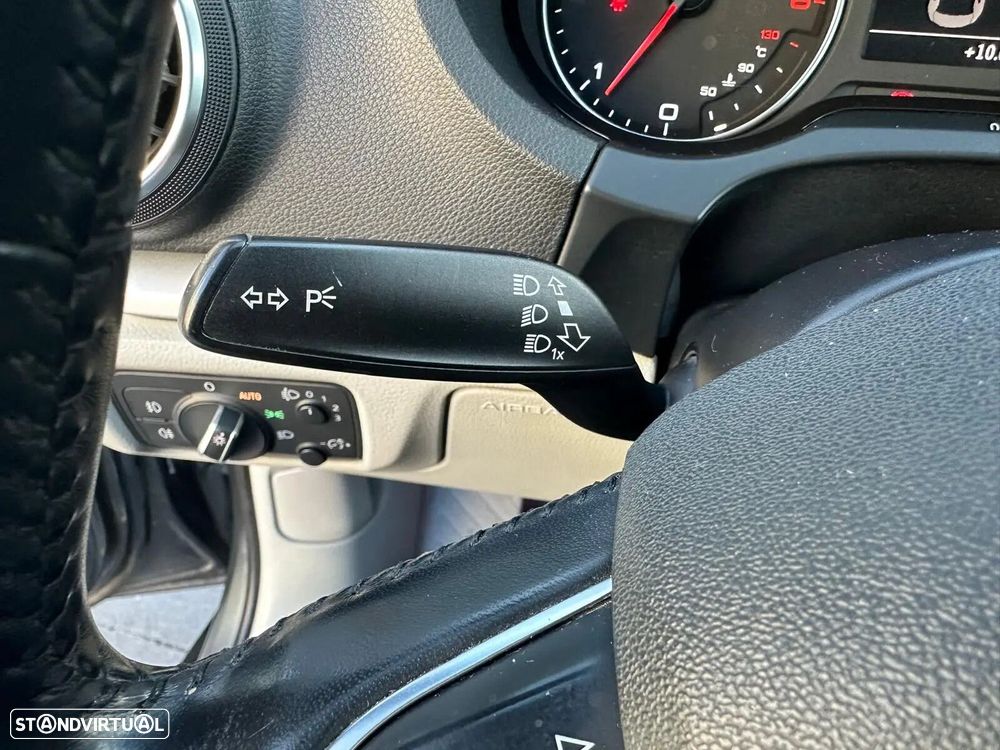 Audi A3 Limousine 1.6 TDI Advance - 12