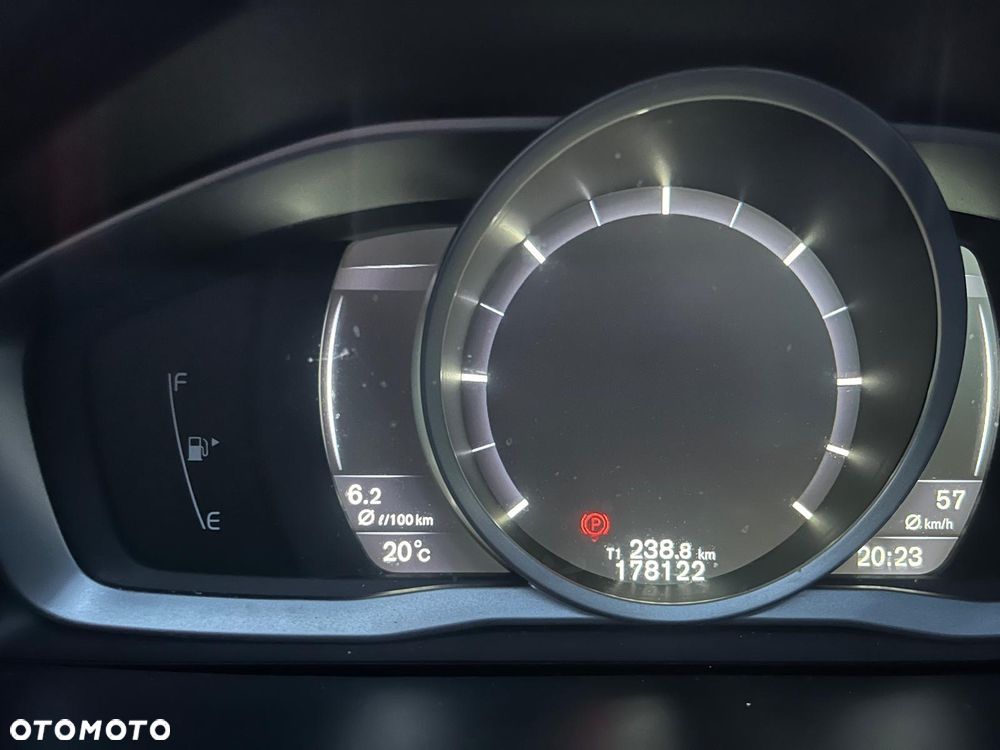 Volvo S60 D3 Kinetic - 24