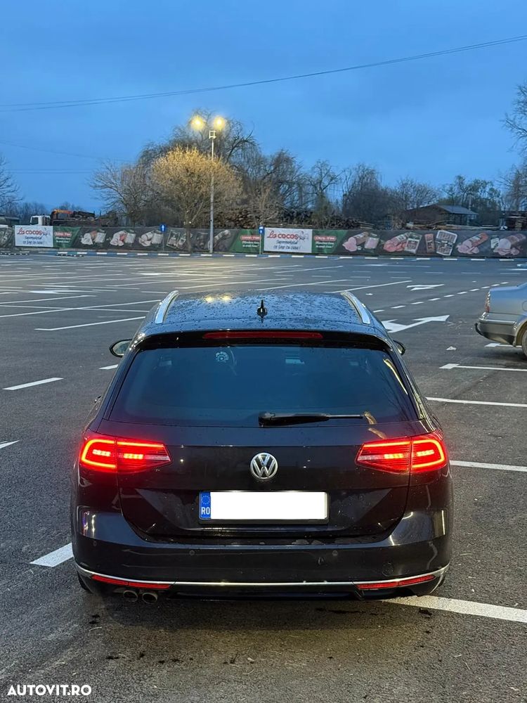 Volkswagen Passat - 4
