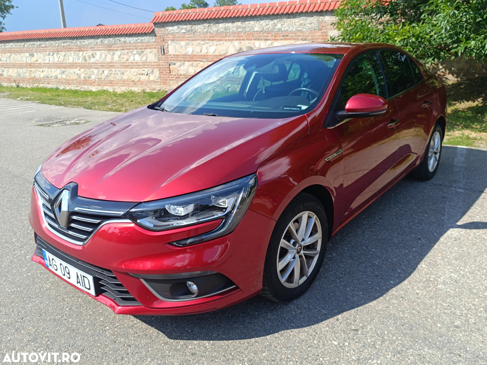Renault Megane TCe GPF Intens - 10